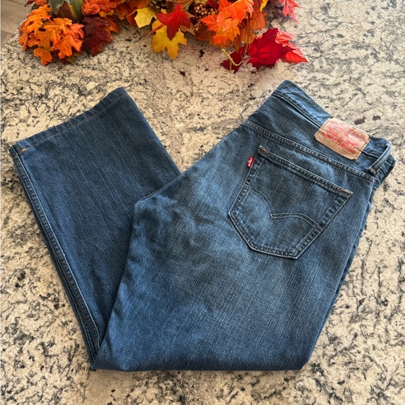 Vintage Levi’s 569 Men’s 36x26 Inseam Loose Straight Leg Dark Wash Denim Jeans - Picture 14 of 16